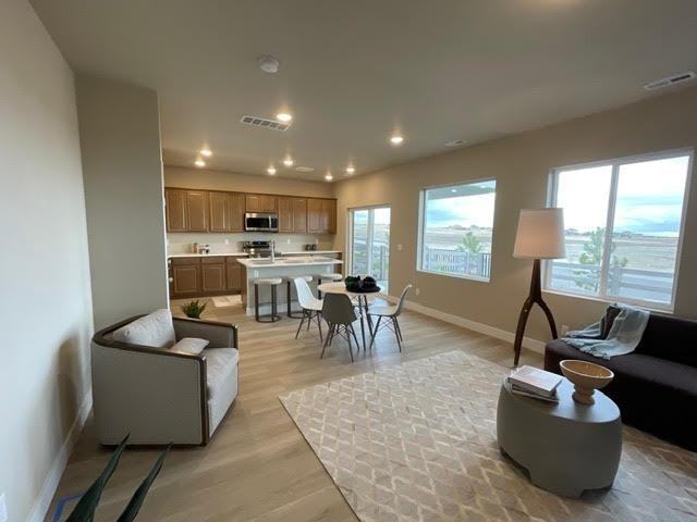 10319 Grattage Grv - Photo 3 of 12