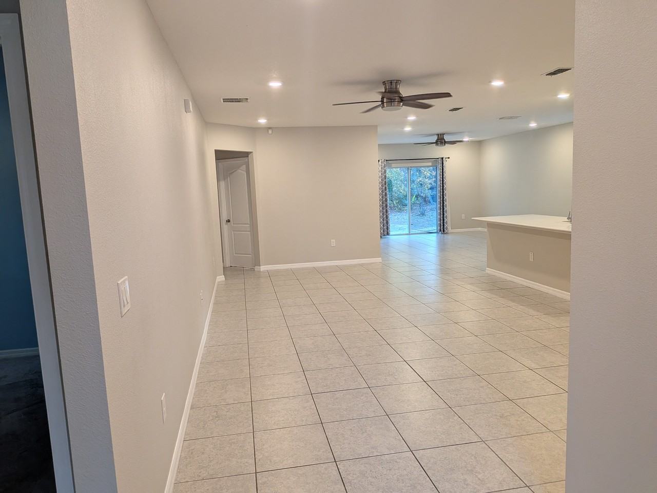 13196 Thrasher Ave - Photo 2 of 23