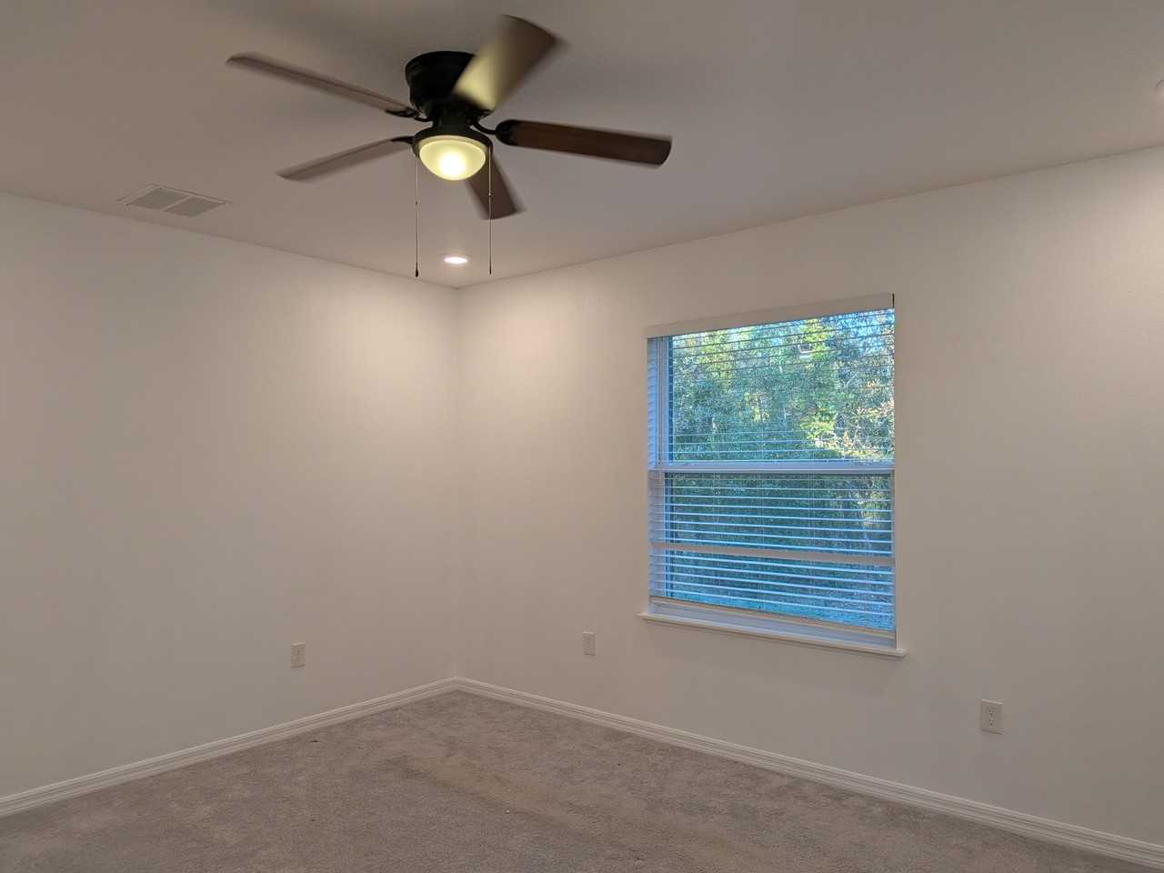 13196 Thrasher Ave - Photo 6 of 23