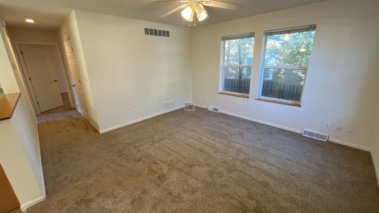 616-618 N Spruce St - Photo 2 of 13