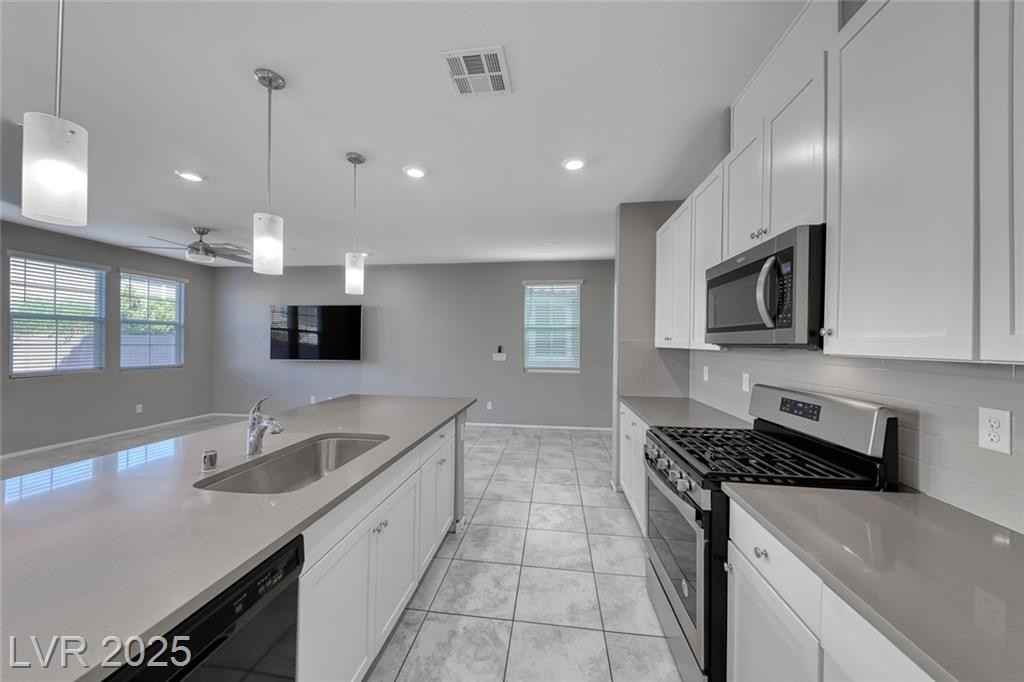 3028 Gravino Ave - Photo 3 of 43