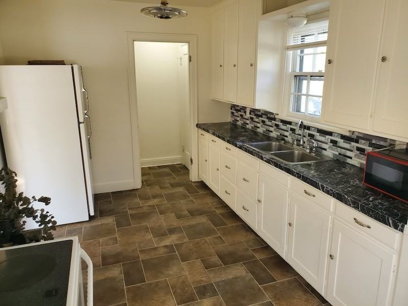 103 20Th St S - Photo 3 of 10