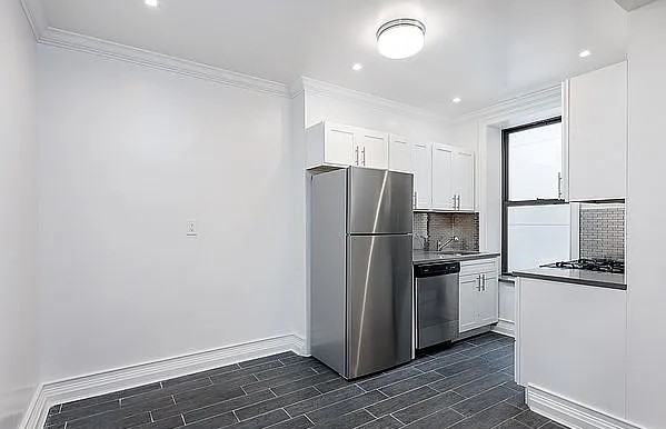 708 West 192nd Street #3T - Photo 2 of 12
