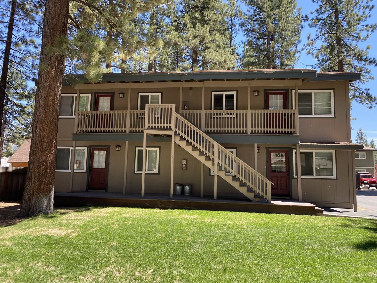 2300 Eloise Ave - Photo 2 of 2