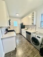 featured image of 2423 Cambreleng Avenue