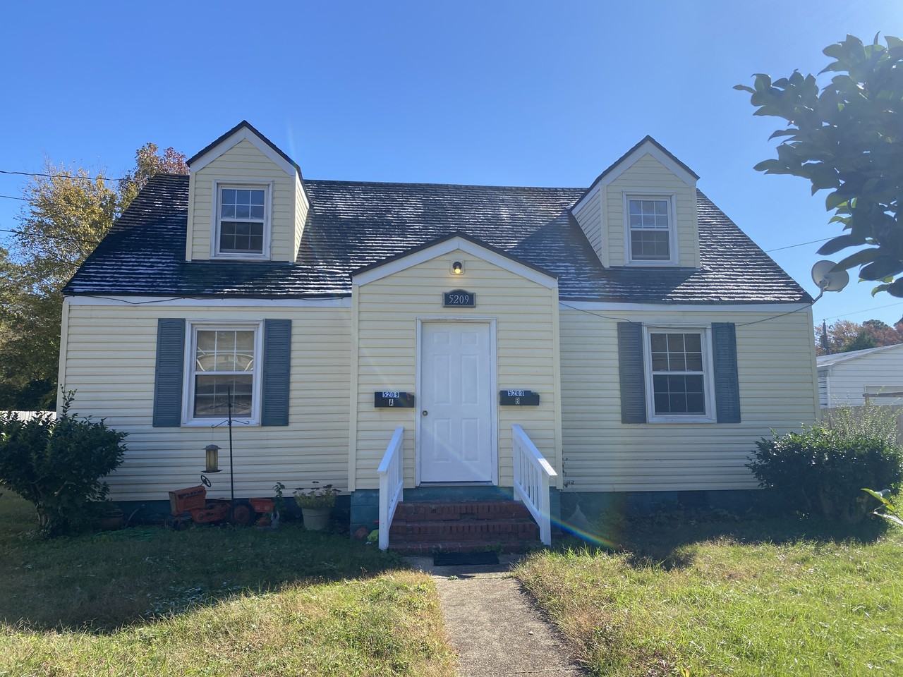 5209 Poston Lane #B - Photo 2 of 46