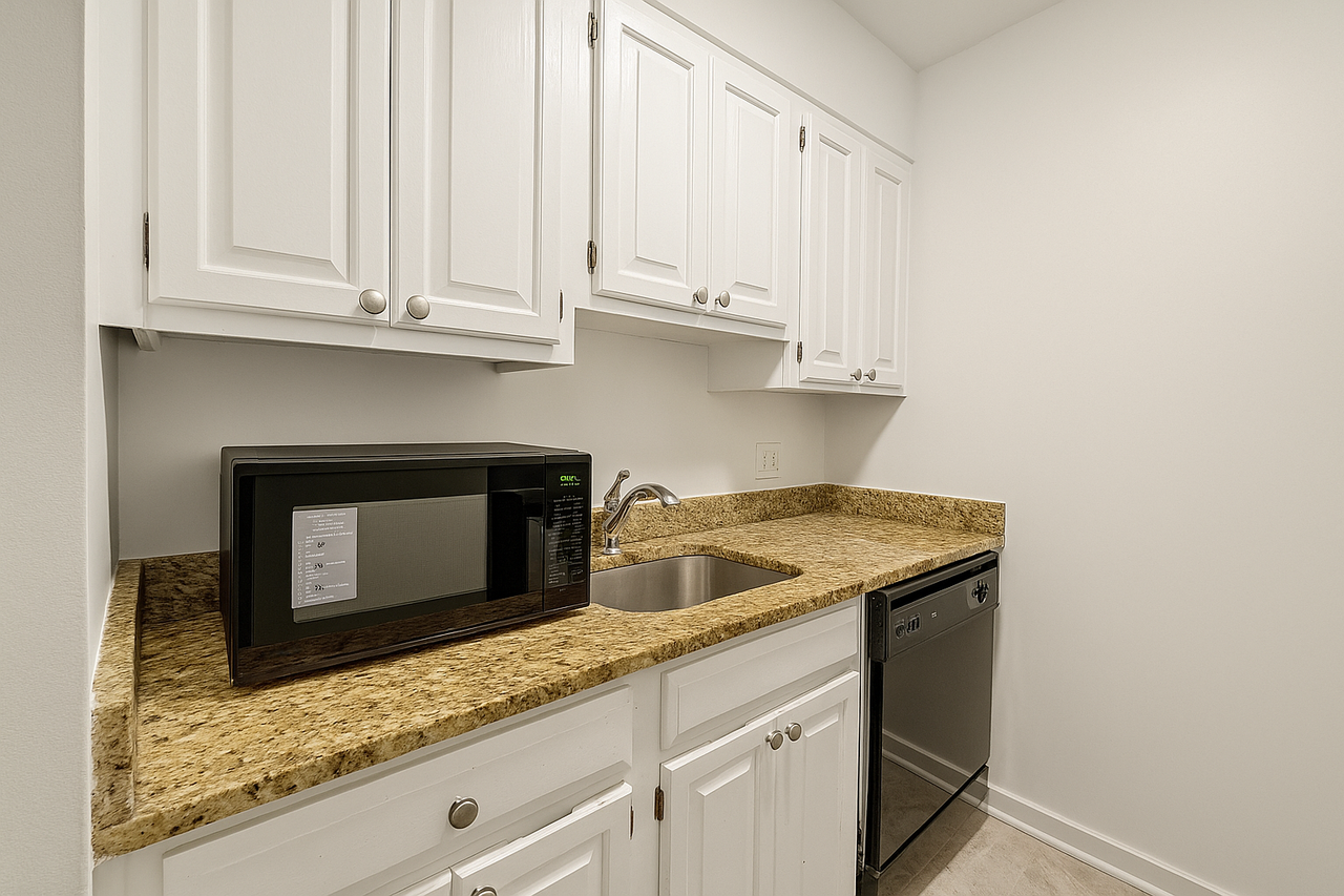 2248 Washington Avenue #102 - Photo 3 of 10