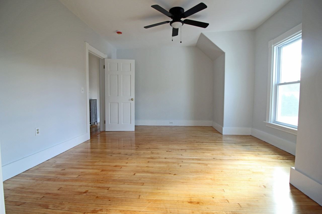 71 June Street #2 - Photo 4 of 11