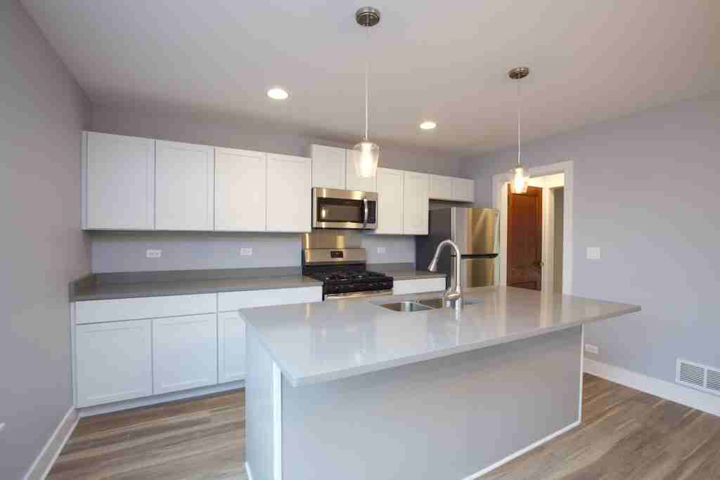 16635 W Brockman Ave #PHT - Photo 3 of 19