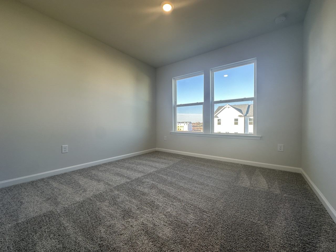 1604 Tamarisk Ln #1 - Photo 7 of 11