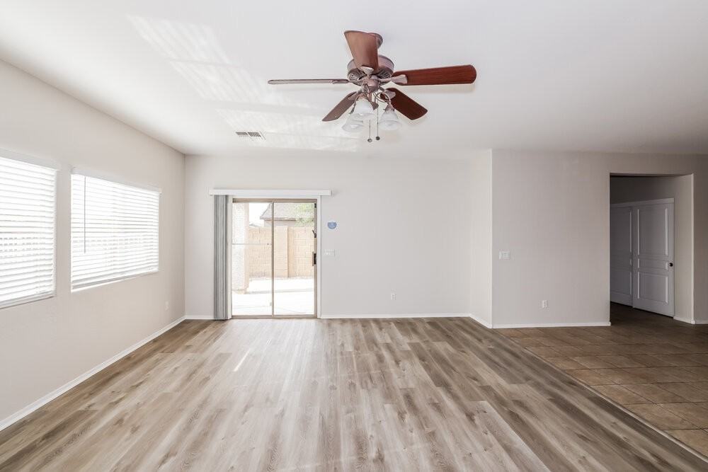 3761 W Medinah Way - Photo 5 of 17