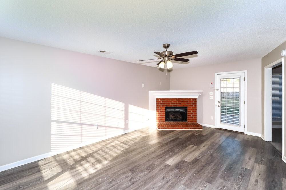 5452 Belle Ridge Dr - Photo 6 of 17