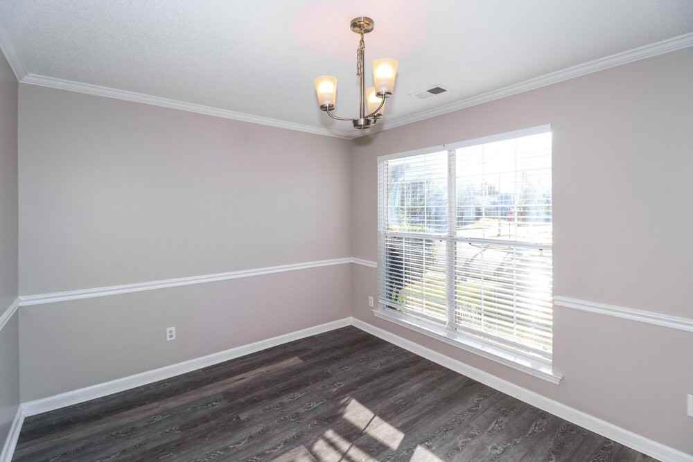 5452 Belle Ridge Dr - Photo 7 of 17