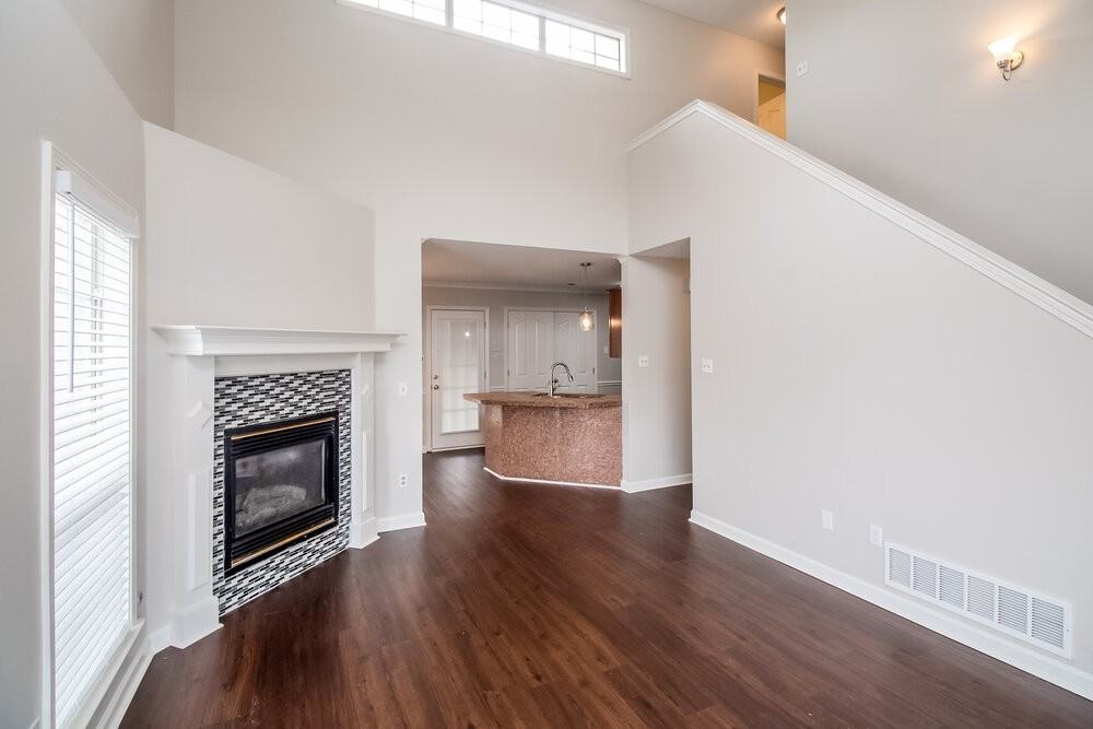 6844 Charlotte Dr - Photo 6 of 17