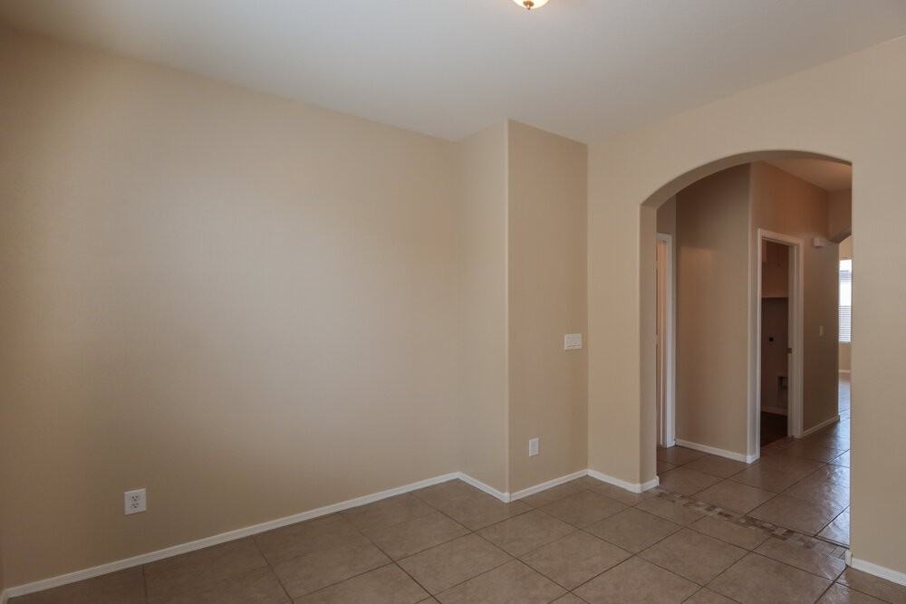 1450 E Mia Ln - Photo 6 of 15