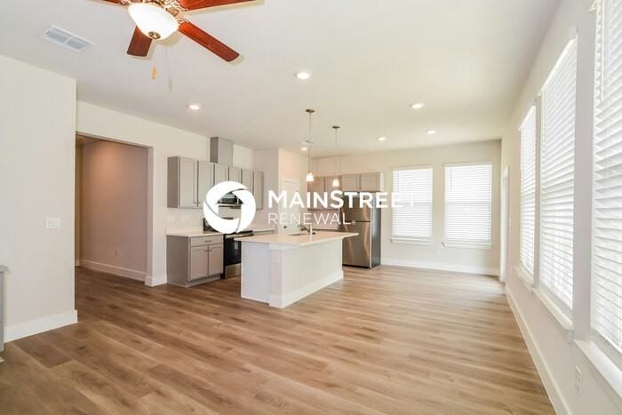 332 Whiteheart Dr - Photo 4 of 16