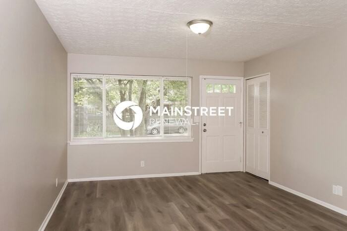 7701 Sherry Lynn Ct - Photo 4 of 16