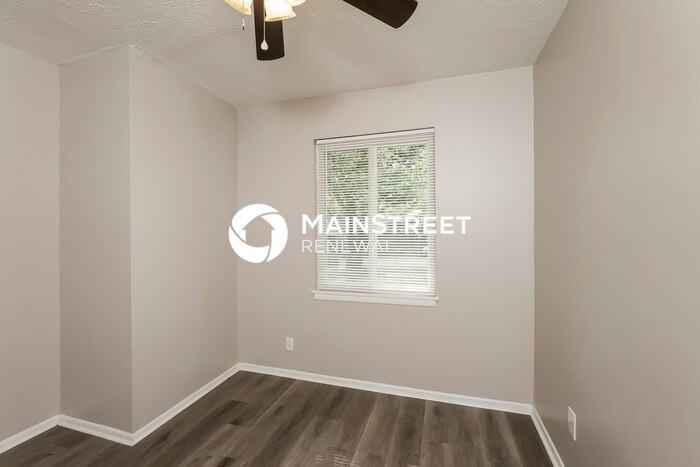 7701 Sherry Lynn Ct - Photo 7 of 16