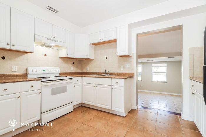 1314 Friend Ave - Photo 6 of 12