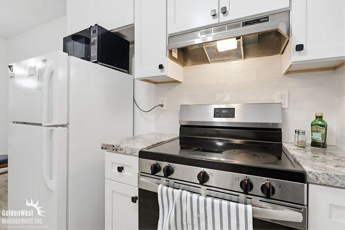 550 W Pennsylvania Ave #5 - Photo 7 of 15