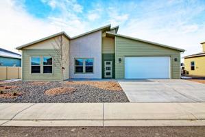 featured image of 387 Hidden River Dr