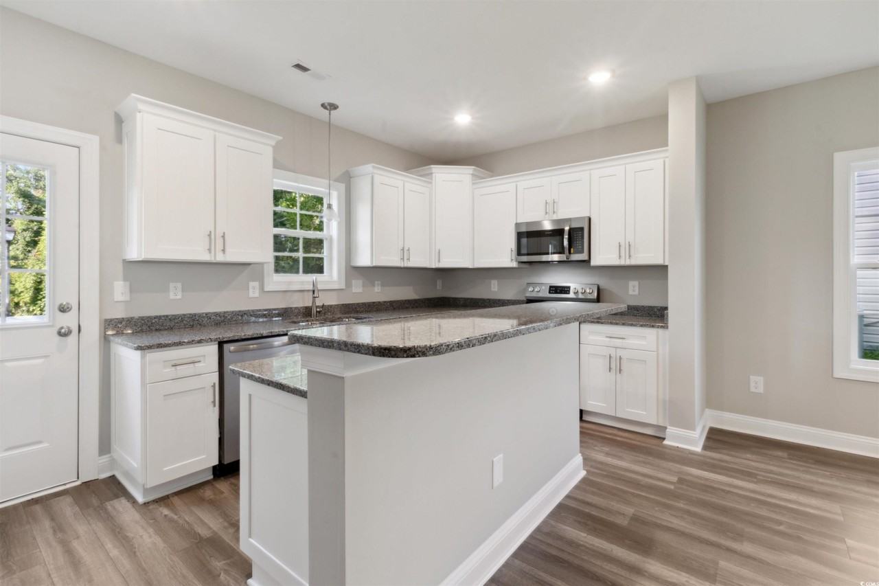 10412 Holland Ct - Photo 6 of 29