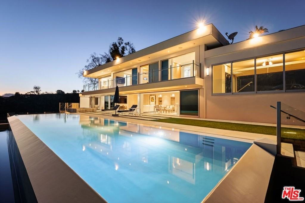 467 Paseo Miramar - Photo 5 of 36