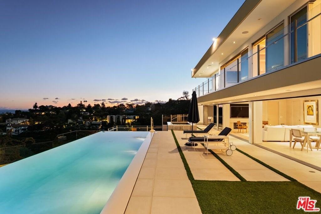 467 Paseo Miramar - Photo 7 of 36