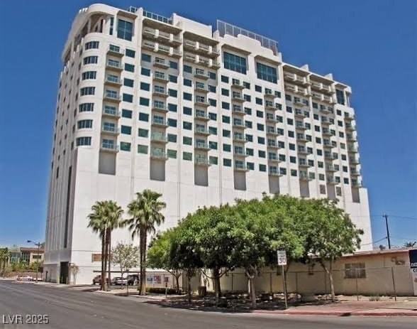 900 North Las Vegas Boulevard #704