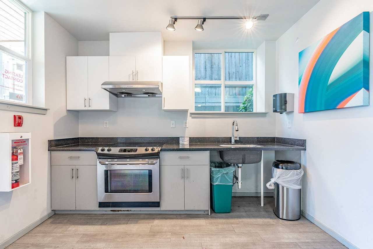 Alcove West Seattle - Photo 3 of 45