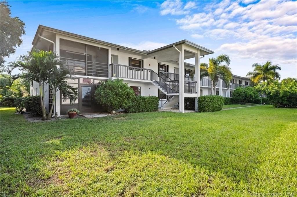 1210 Southeast Parkview Place #9