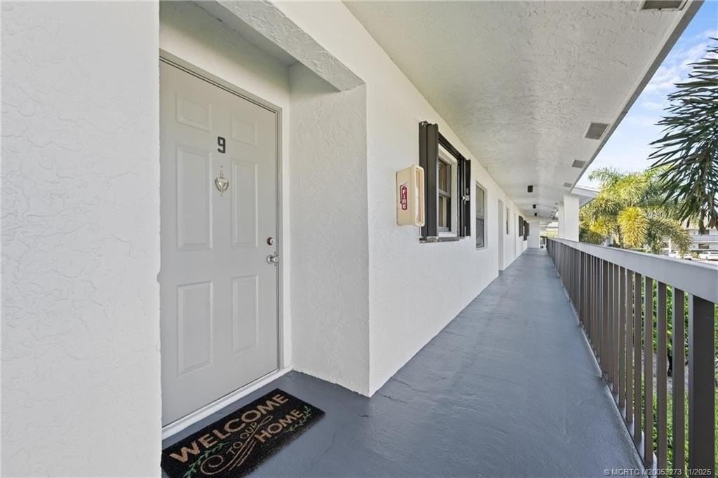 1210 Southeast Parkview Place #9 - Photo 4 of 36