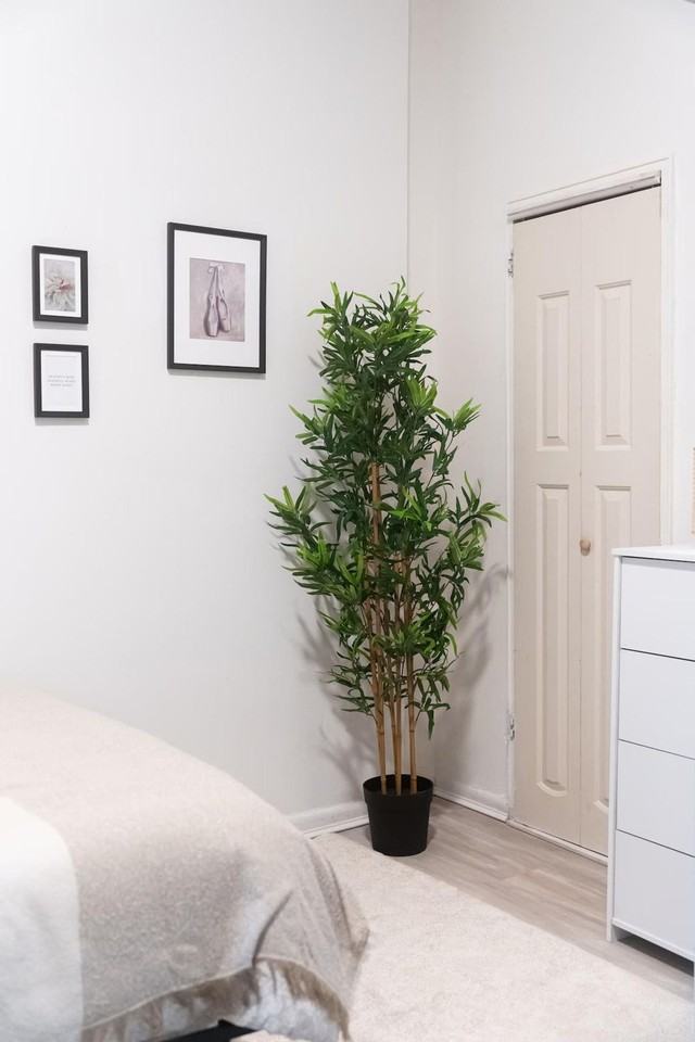 242 E 33rd St #1323897P - Photo 3 of 16