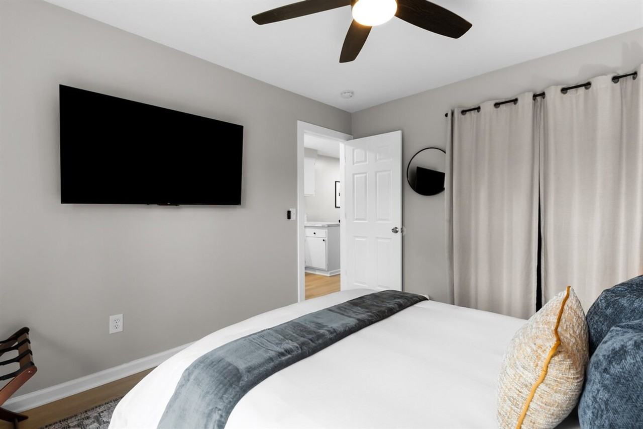 55 Hollywood Ct #1032368P - Photo 4 of 23