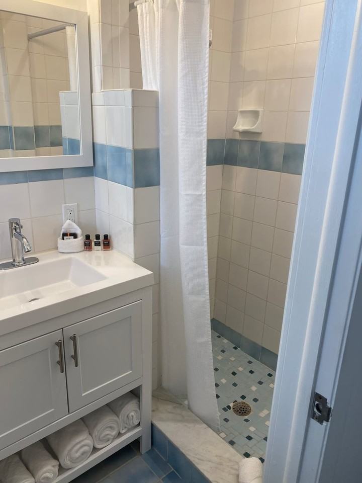 810 South Surf Road - Photo 7 of 30