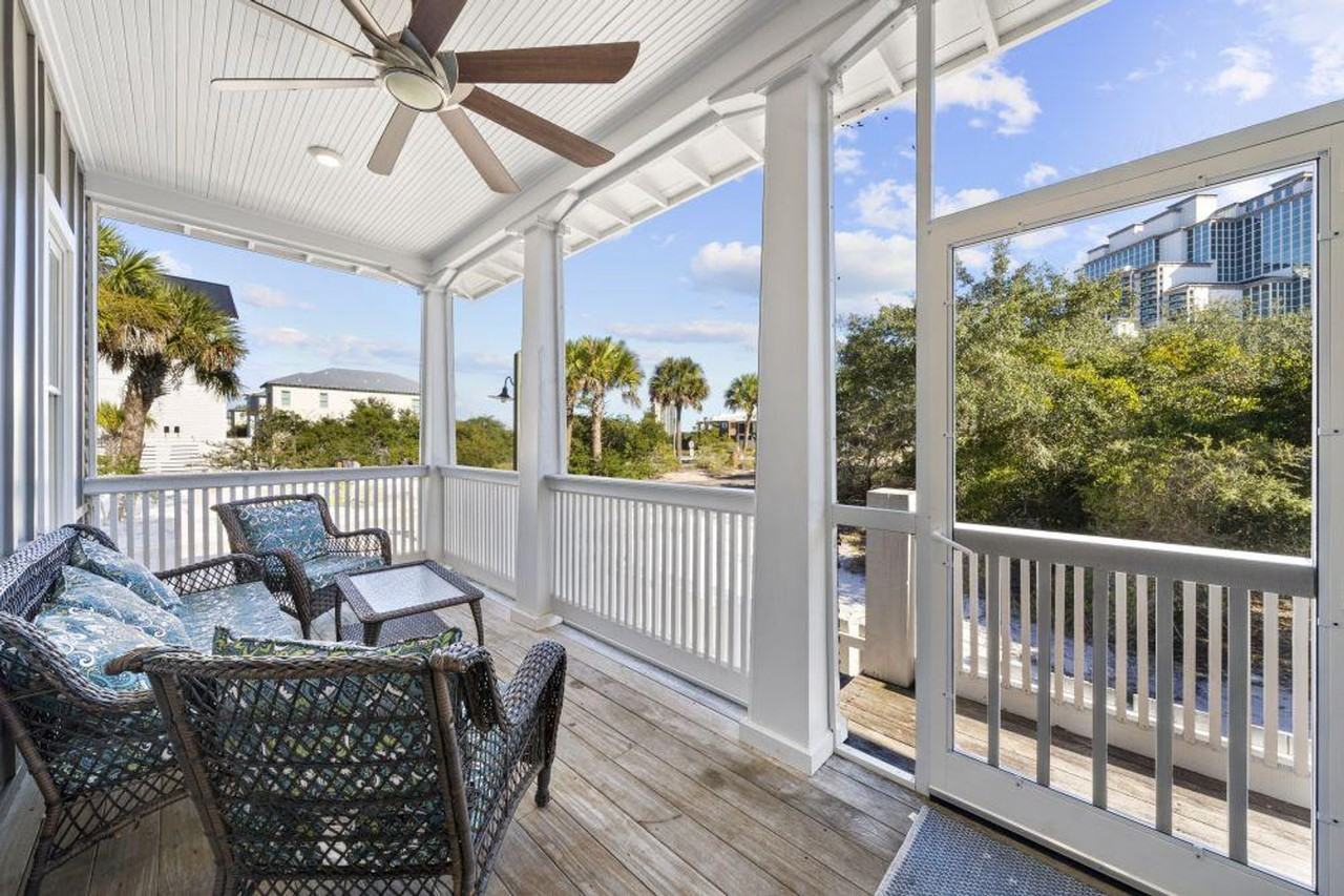 15 Meeting St #1330444P - Photo 3 of 19