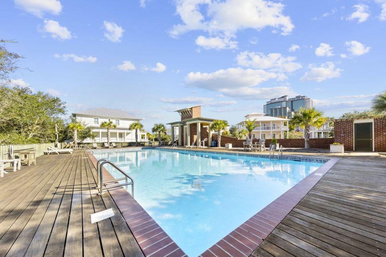 15 Meeting St #1330444P - Photo 4 of 19