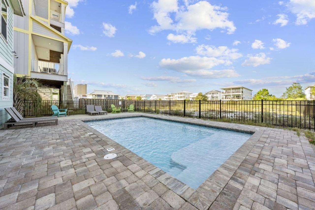 1412 W Beach Blvd #1338890P - Photo 5 of 22