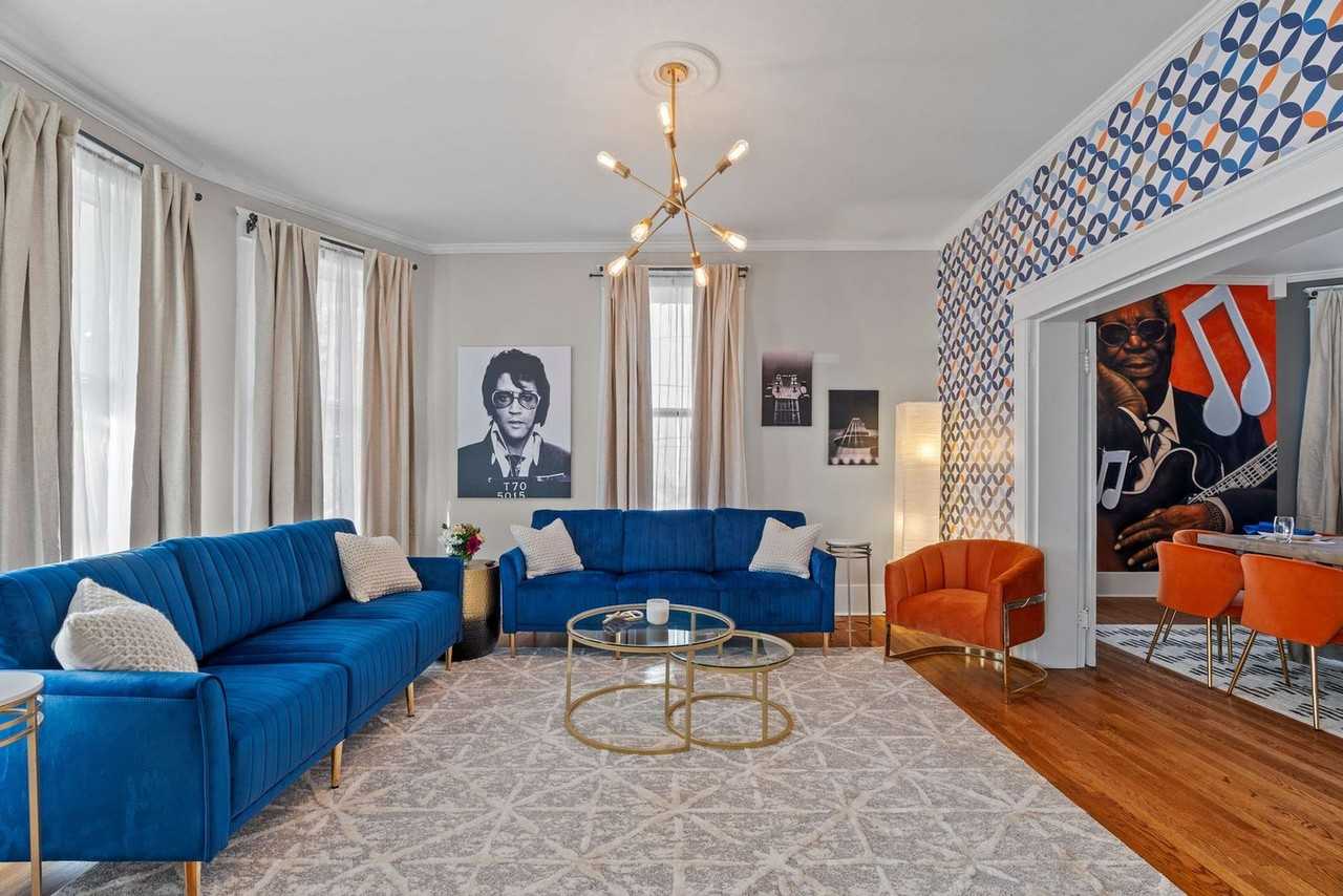 30 N Auburndale St #1339976P - Photo 3 of 39