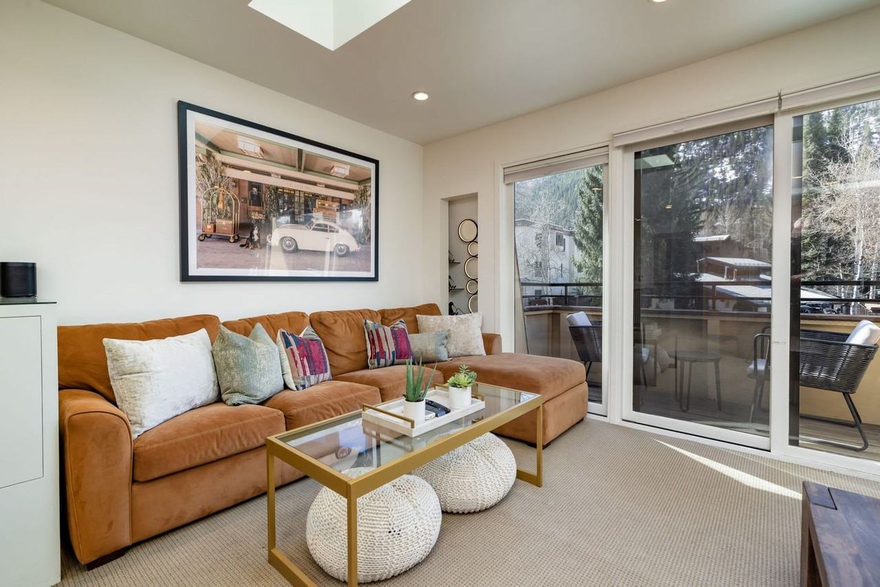 835 E Durant Ave #1339907P - Photo 3 of 35