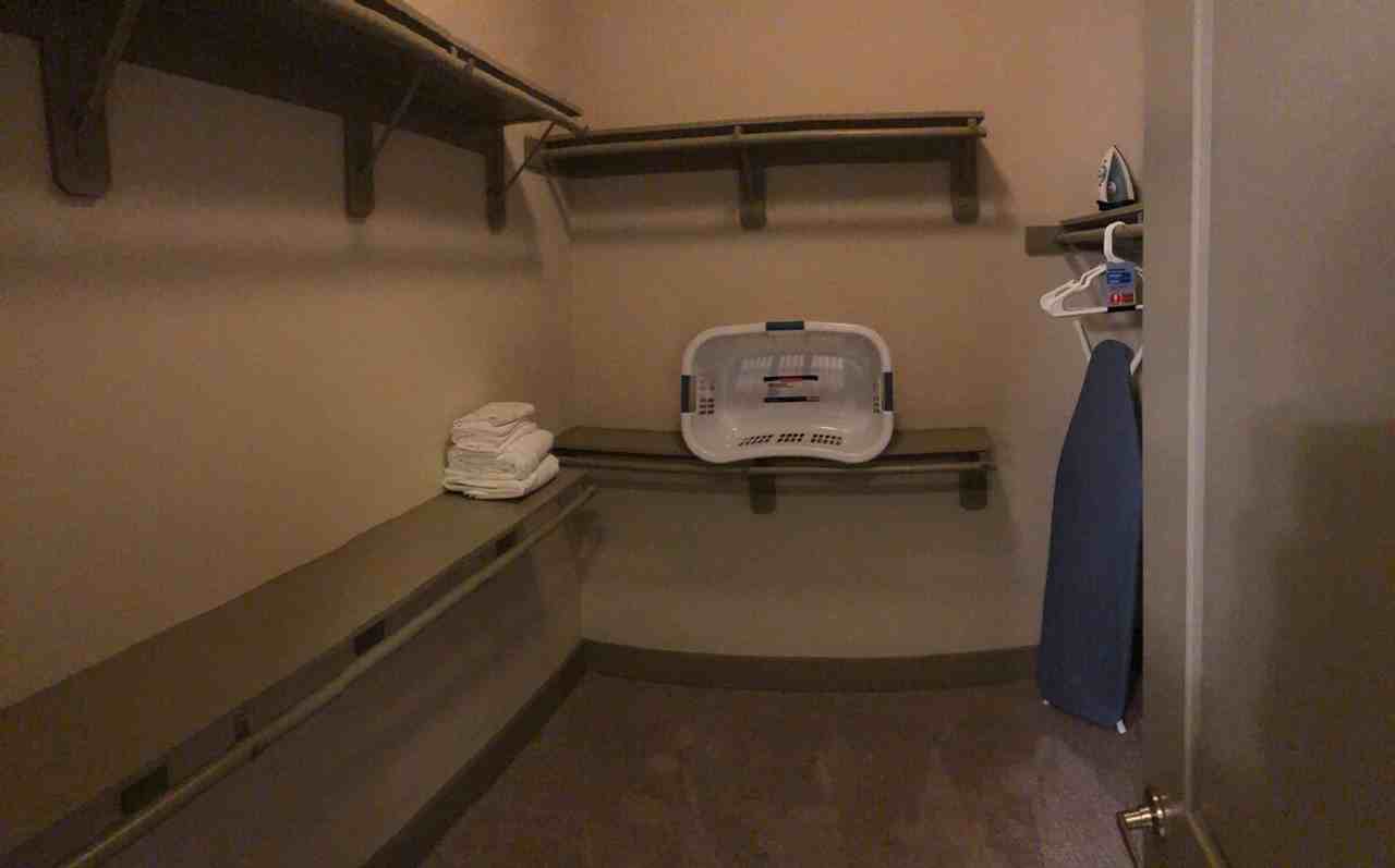 6000 Carnegie Blvd #1344165P - Photo 7 of 14