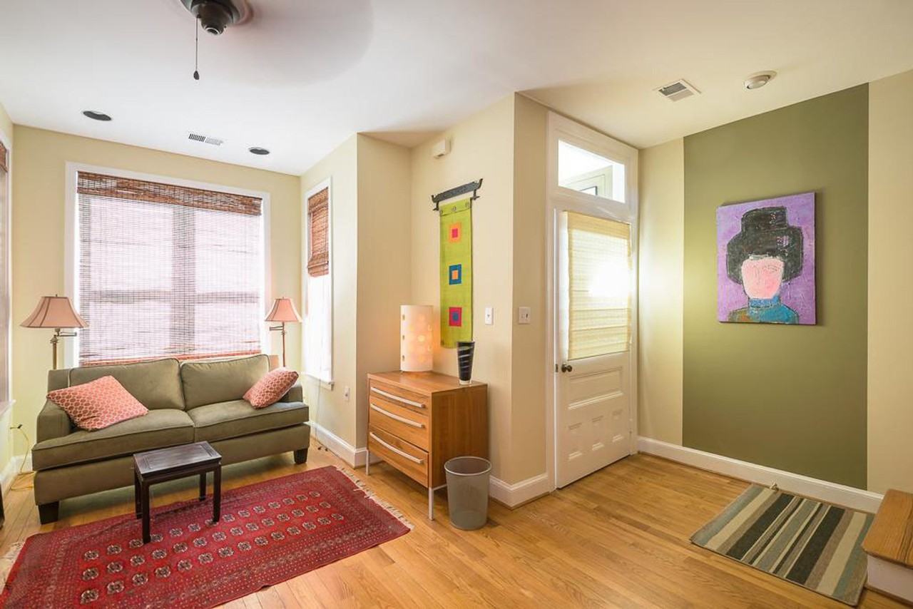 504 Capitol Ct Ne #170373P - Photo 3 of 17