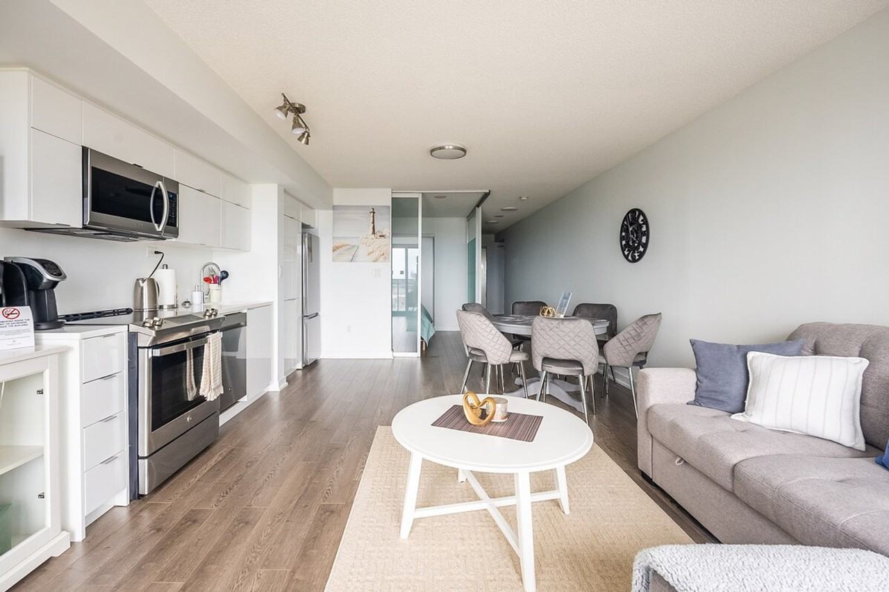 1 Iceboat Terr #1502882P - Photo 2 of 18