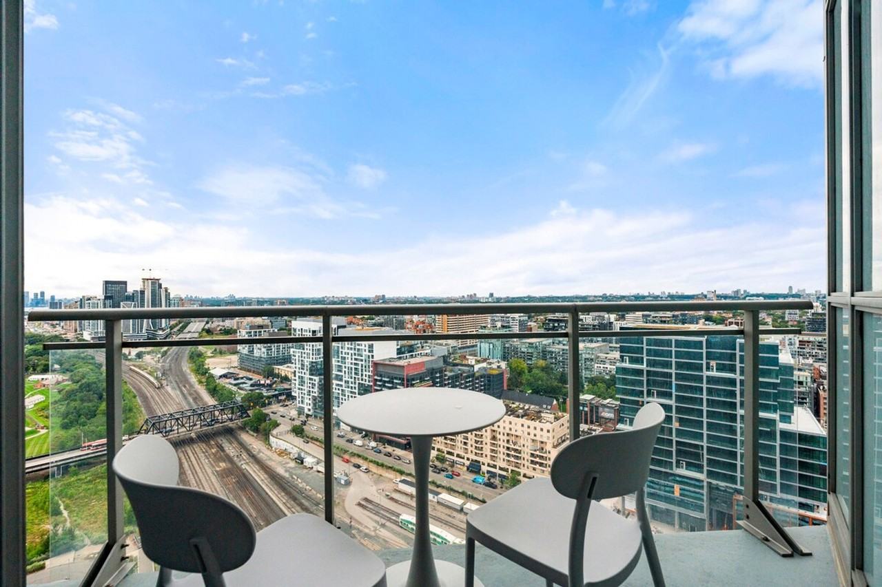 1 Iceboat Terr #1345794P - Photo 4 of 16