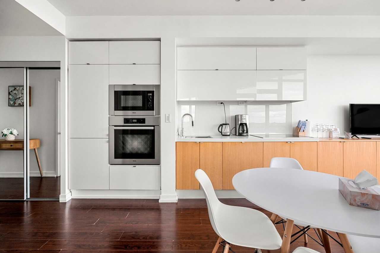 1 Iceboat Terr #1345794P - Photo 6 of 16