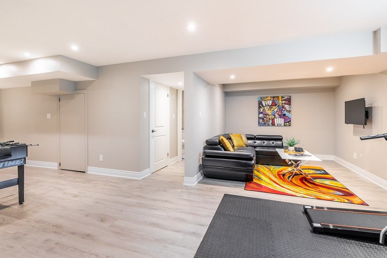 114 Shoreview Pl #1345875P - Photo 5 of 50