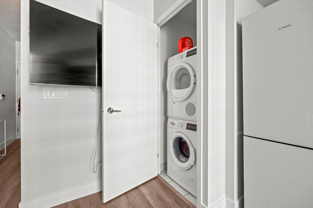 211 Fort York Blvd #1345920P - Photo 7 of 21