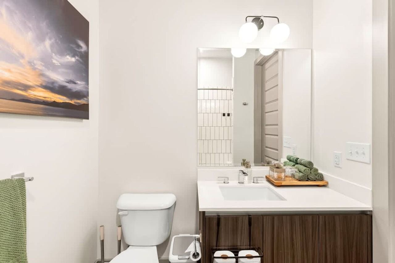 777 11th St Nw #1343901P - Photo 4 of 30