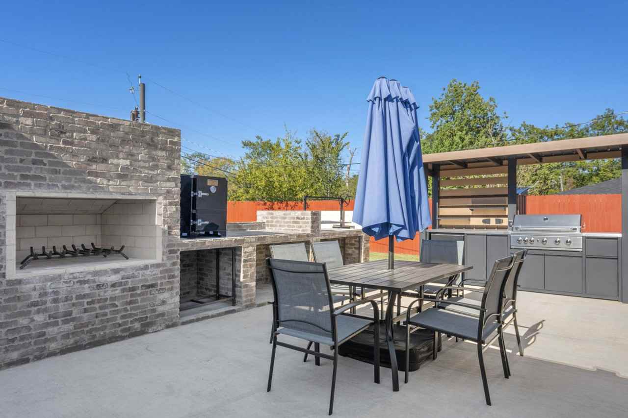 1611 Armistead St #1344599P - Photo 6 of 31