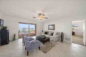 featured image of 17 Country Club Rd